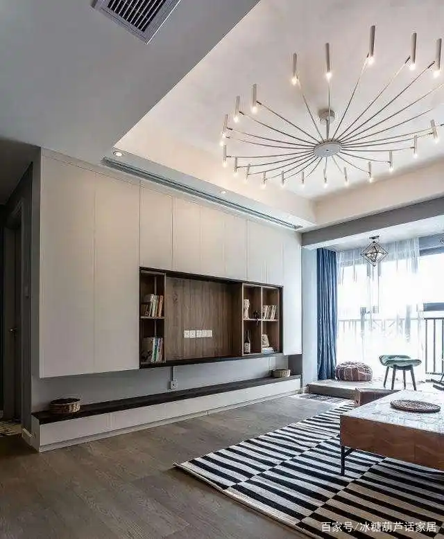 书桌飘窗利用做什么好看_利用飘窗做书桌_飘窗做成书桌