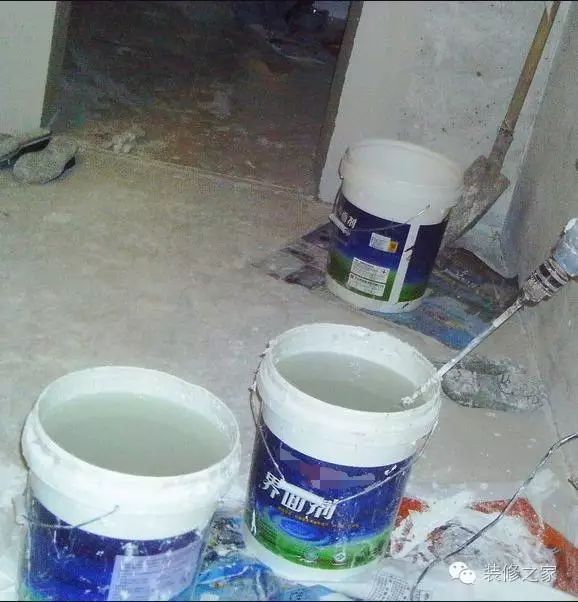 油工师傅的良心话!墙面装修这样刮腻子才对!好多人被坑了都不知道(图3) 墙面刮腻子刷漆多少钱一平方_刮腻子墙面_墙面刮腻子有没有甲醛