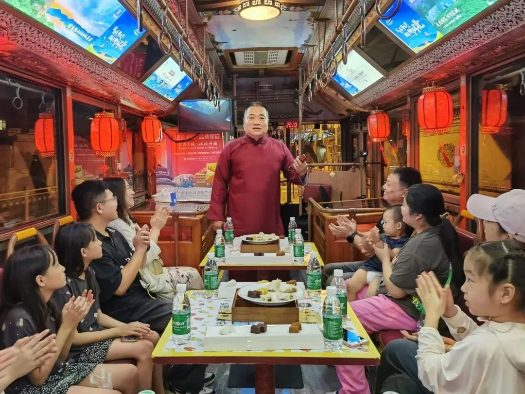 北京双层观光巴士线路_北京双层观光巴士起点_北京旅游观光双层巴士