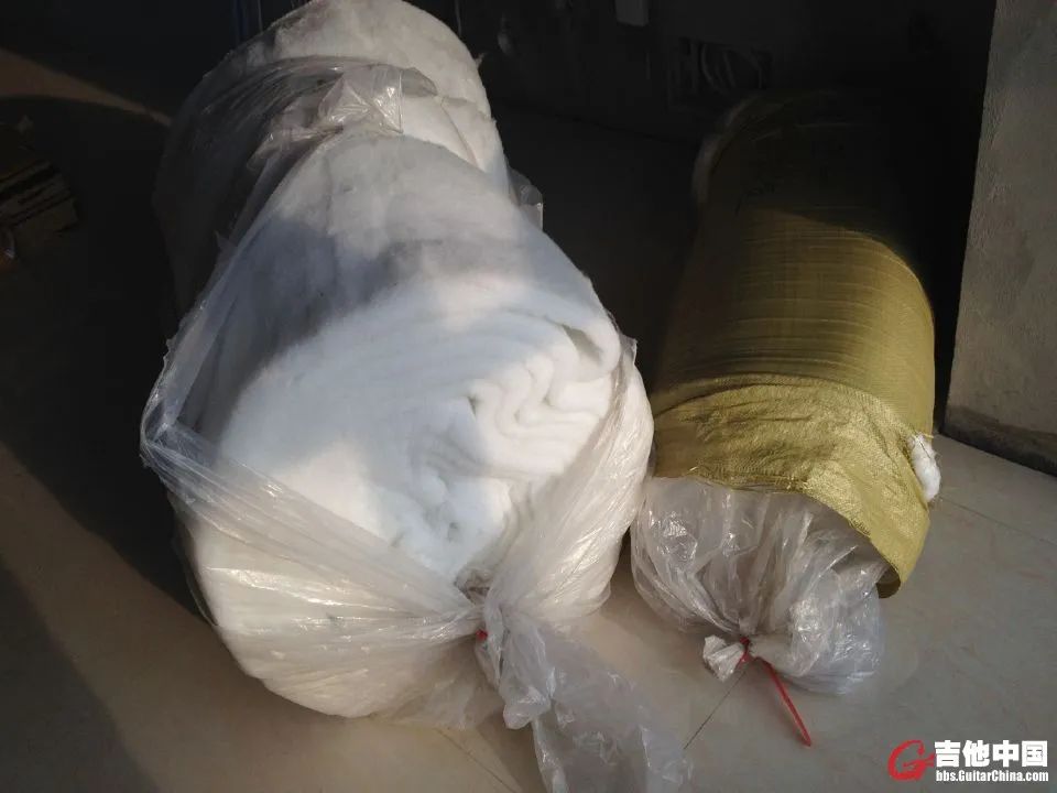 茶底谈琴:琴房装修纪实---记录如何打造一个理想的弹琴空间!(图6) 爱空间装修材料_空间装饰材料_爱空间装修材料质量