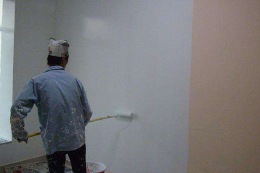 家里装修刷墙_室内装修刷墙_装修室内刷墙好不好