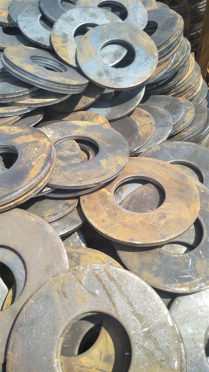 法兰盘毛坯制作_法兰盘毛坯的制造形式_法兰毛坯盘制作视频