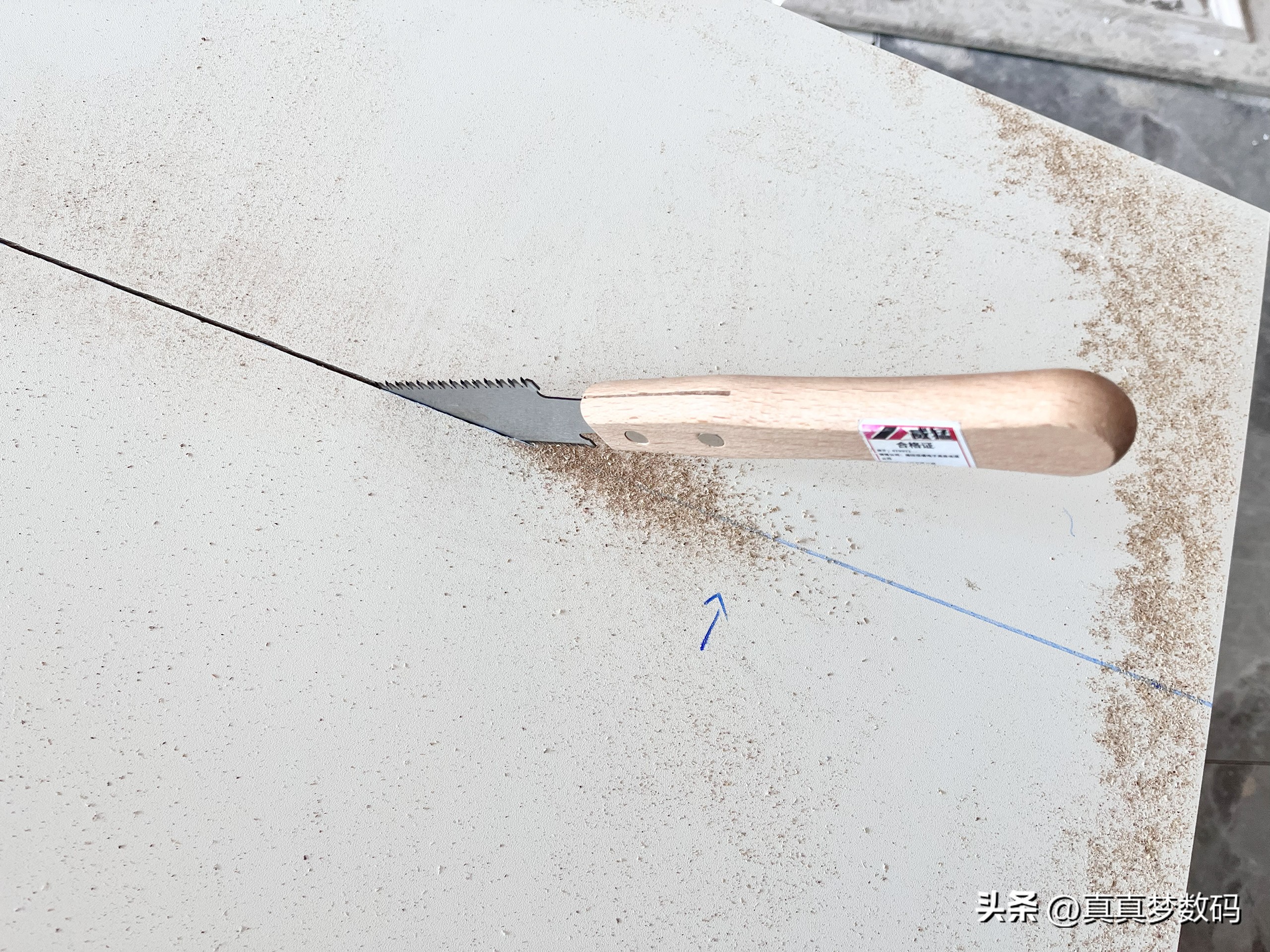 定制橱柜是按米收费还是平米_厨柜定制一米多钱_橱柜定做多少钱一米