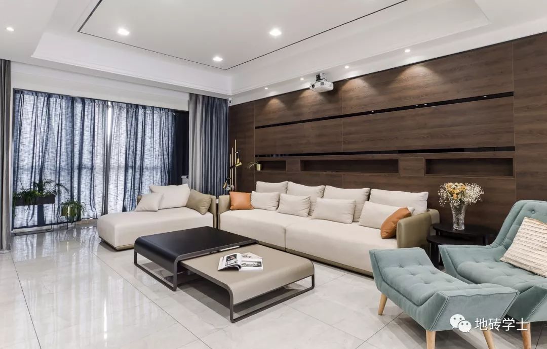 瓷抛砖是釉面砖的一种吗_全抛釉瓷砖_瓷砖抛釉