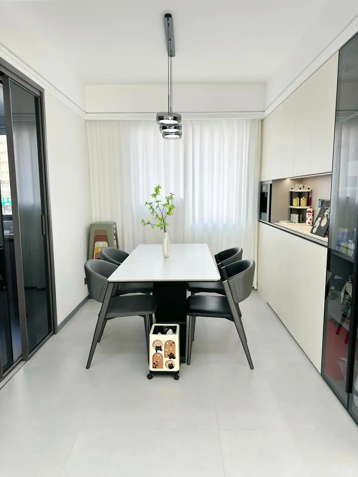 石膏板吊顶每平米材料费_石膏板吊顶每平米人工费_石膏板吊顶多少钱一个平方