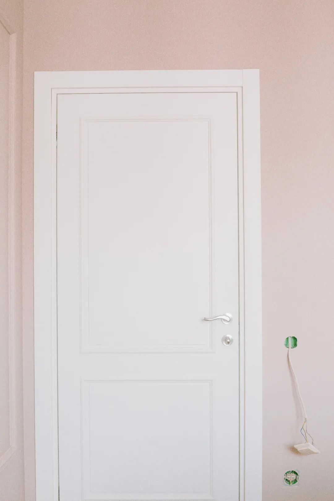 你几千块买的木门,可能就是一堆纸(图13) 蜂窝纸板图纸_蜂窝装饰纸板图片效果图_蜂窝纸板装饰图片