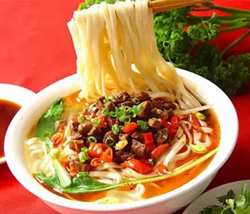 国庆旅游推荐桂林,山水与人文交织的魅力之都(图3) 桂林汽车票查询_桂林汽车总站购票_桂林的汽车总站