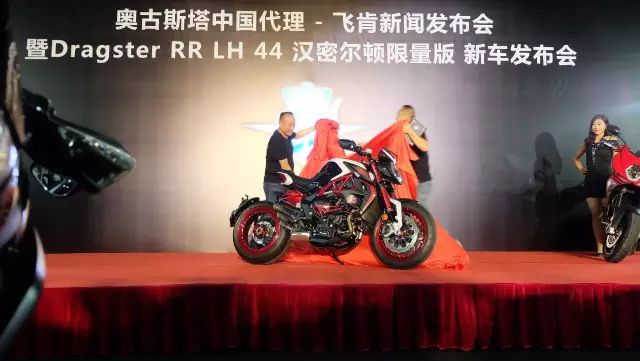 再见,百张图片回顾中国摩界的2016(图40) 宝马摩托车巡洋舰_宝马巡行摩托车_宝马巡航摩托车用突破润滑油