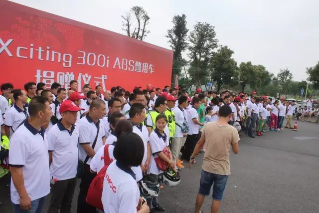 再见,百张图片回顾中国摩界的2016(图44) 宝马巡行摩托车_宝马摩托车巡洋舰_宝马巡航摩托车用突破润滑油