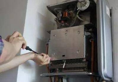 图解10步安装暖气片:新房装修,暖气片现场施工时间及流程(图7) 家装暖气片图片大全效果图_家装暖气片图片_家装暖气片图片美高档麦斯顿