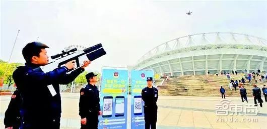 高通新技术电动汽车行驶中可充电 共享洗衣机也来了(图2) 乐视超级快充_乐视超级汽车官网_乐视超级汽车高速充