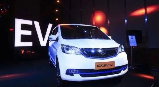 星星快评 | 融创披露乐视投资案细节 乐视汽车未能沾光等5条(图3) 乐视超级汽车官网_乐视超级汽车高速充_乐视超级快充