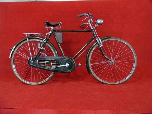 永久自行车,已经已经失去了很多年的一个历史的回忆(图16) 兰州自行车馆博物馆在哪里_兰州自行车博物馆_兰州自行车公园