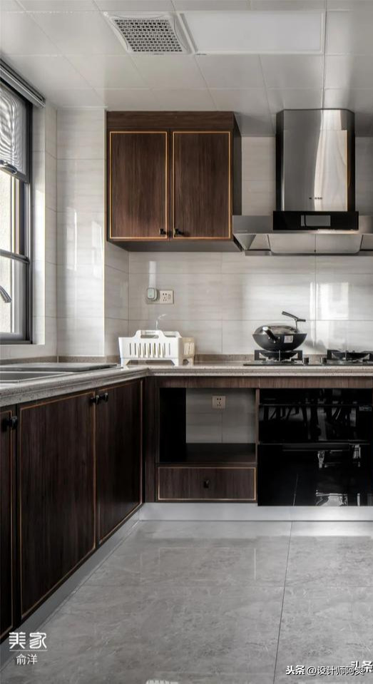 醒醒!厨房只考虑橱柜和布局?难怪中看不中用(图11) 厨房橱柜布局规划图解_橱柜设计图厨房_橱房橱柜设计