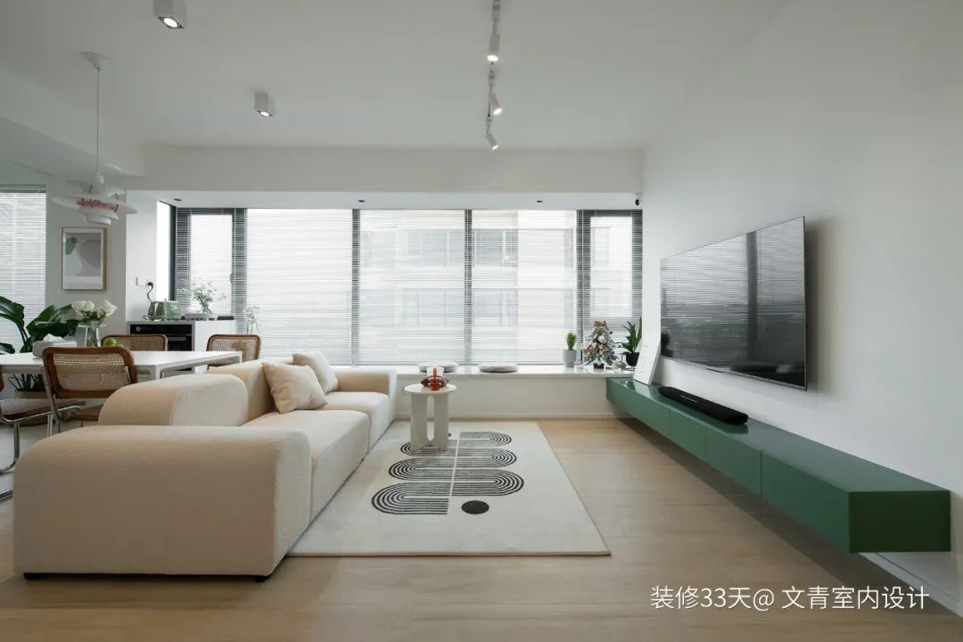 客厅和卧室铺瓷砖还是地板好?(图7) 卧室瓷砖防滑效果好吗_卧室防滑瓷砖_卧室瓷砖防滑方法