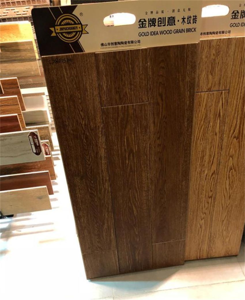 木纹砖是真实用还是智商税?新房入住2年,谈谈真实使用感受(图1) 卧室瓷砖防滑怎么做_卧室瓷砖防滑吗_卧室防滑瓷砖