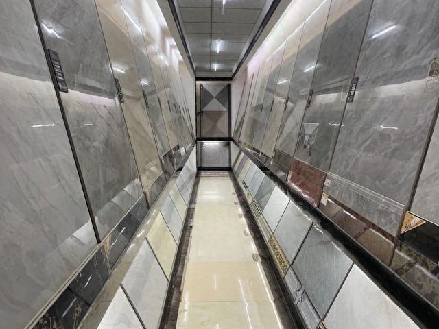 二三十元的瓷砖能用吗?便宜的瓷砖和贵的瓷砖有什么区别?(图1) 房间装防滑砖好吗_卧室防滑瓷砖_防滑室内地砖