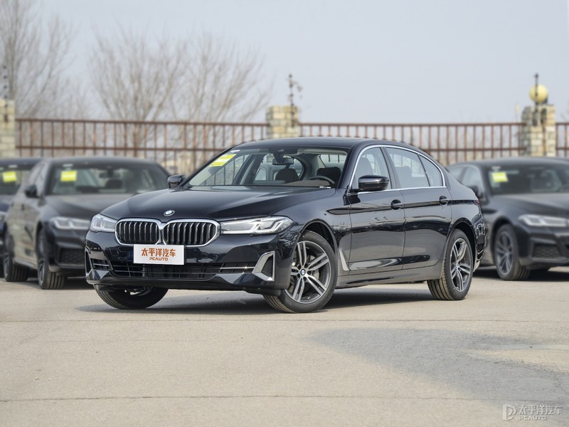 宝马525发动机号位置(图1) 宝马525发动机_宝马发动机故障灯亮着_宝马发动机温度过高怎么处理