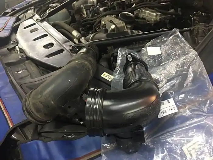 宝马525严重烧机油,在我准备放弃的时候,事情有了反转(图4) 宝马525发动机_宝马发动机故障灯亮着_宝马发动机525型多少钱一台