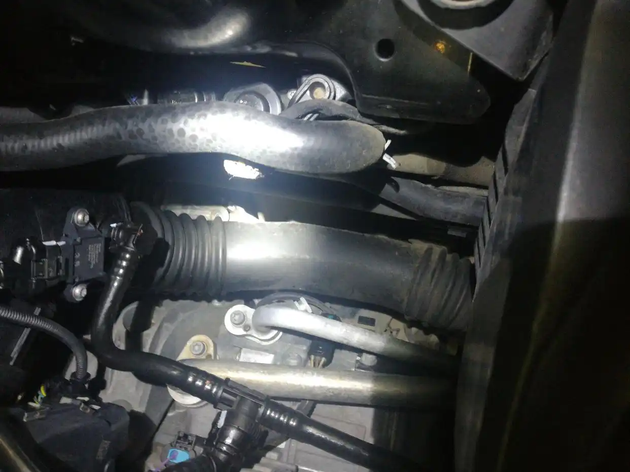 宝马525严重烧机油,在我准备放弃的时候,事情有了反转(图10) 宝马发动机故障灯亮着_宝马525发动机_宝马发动机525型多少钱一台