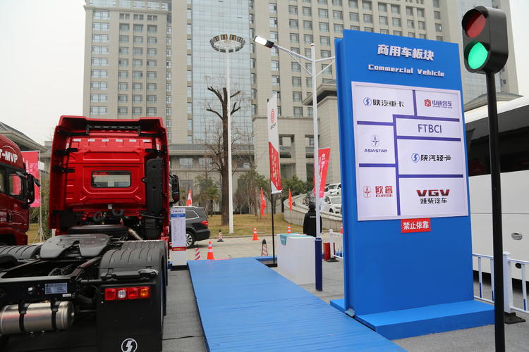 陕汽轻卡发布2512战略,一个致力于为轻卡用户造好车的品牌结局不会差!(图5) 陕汽卡车品牌_陕汽高端卡车_陕汽轻卡品牌