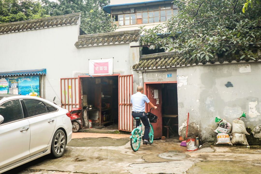 四川李大爷_成都李大爷烧烤_李大爷烧烤加盟