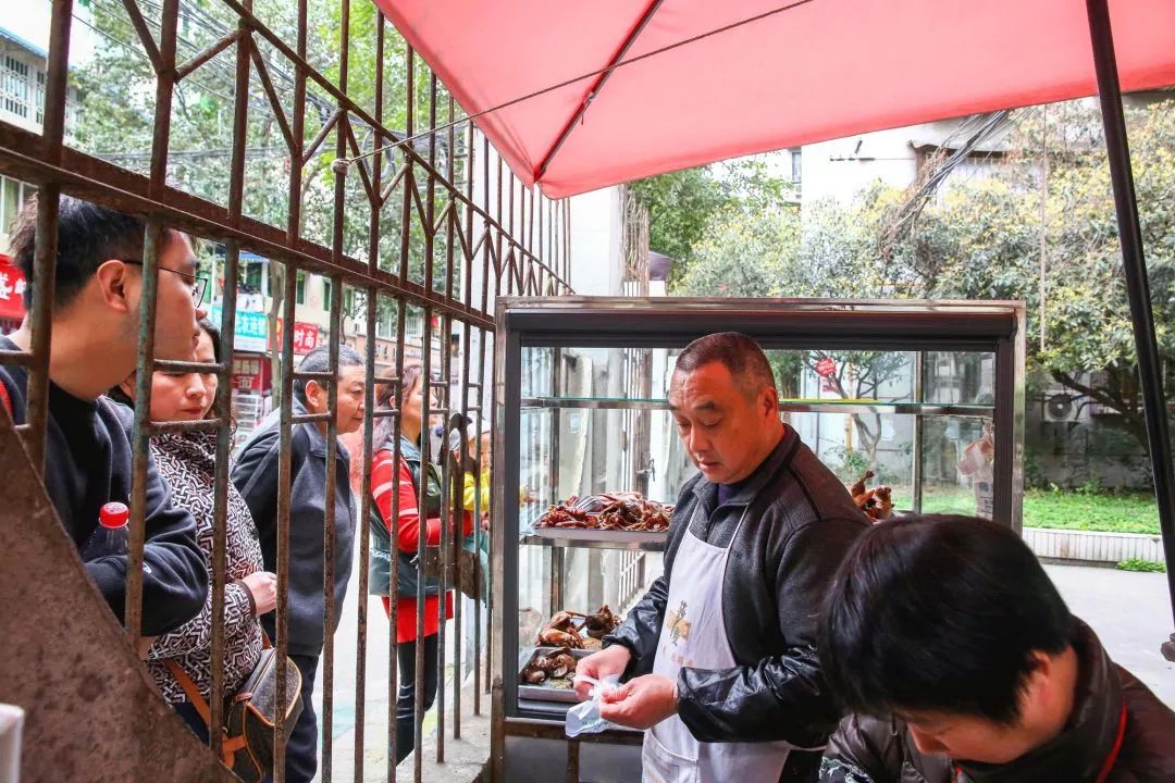 四川李大爷_李大爷烧烤加盟_成都李大爷烧烤