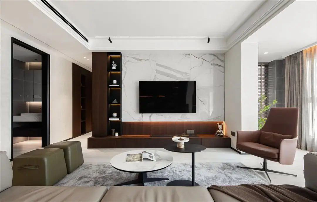 别再刮大白了,这些电视背景墙的“王炸”设计手法,太新潮了!(图4) 石材效果图设计软件_石材家装效果图_石材设计效果图使用什么软件