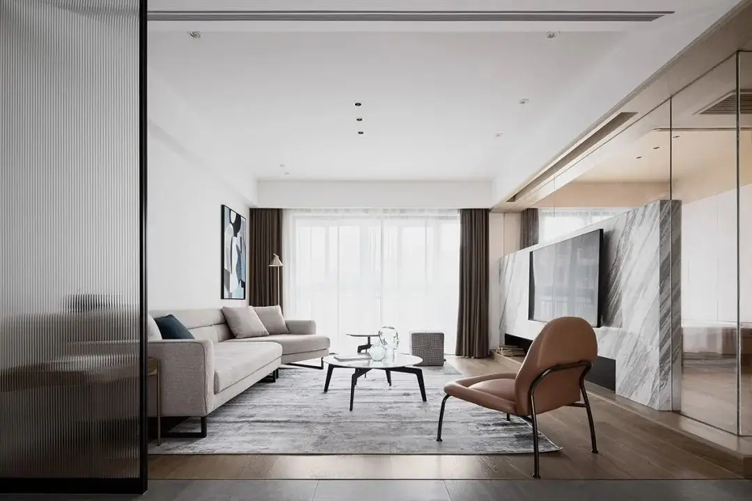 别再刮大白了,这些电视背景墙的“王炸”设计手法,太新潮了!(图5) 石材效果图设计软件_石材设计效果图使用什么软件_石材家装效果图