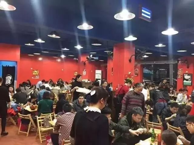 烧烤摊大爷_成都李大爷烧烤_成都老李烧烤