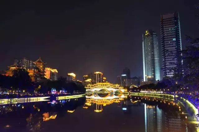 烧烤摊大爷_成都老李烧烤_成都李大爷烧烤