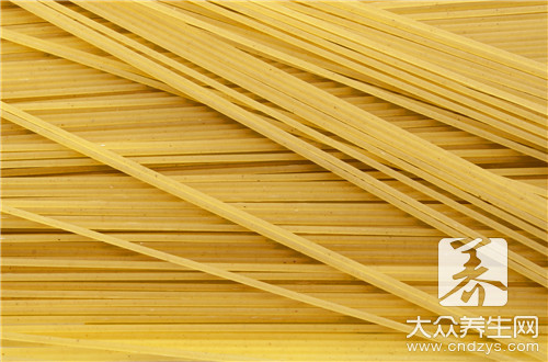 玉米面条炒面_炒面面条_面条炒面条