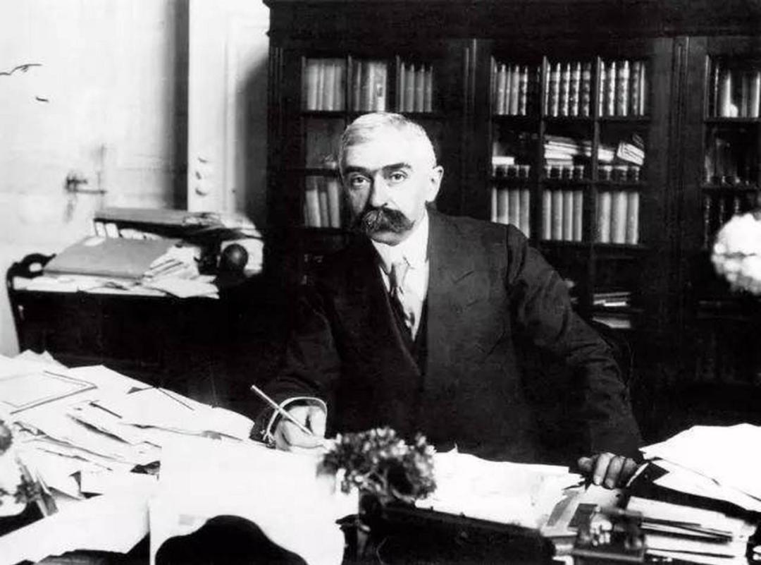 巴黎奥运会开幕 这些艺术亮点你必须知道!(图28) 巴黎时装海报_1925年巴黎装饰艺术展海报图片_巴黎海报手绘