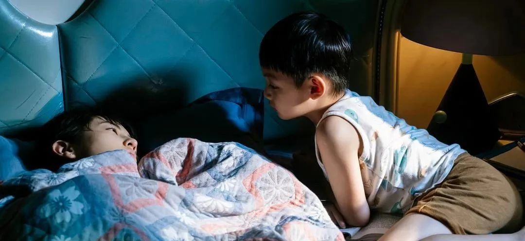 没有自己房间的女孩,在家中流浪(图3) 00后女生的房间装修风格_00后的女孩房间装修_00后装修风格