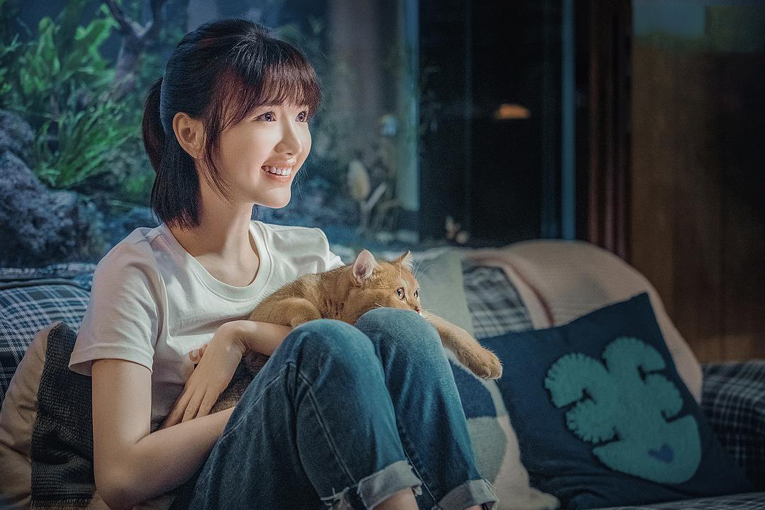 没有自己房间的女孩,在家中流浪(图9) 00后的女孩房间装修_00后装修风格_00后女生的房间装修风格