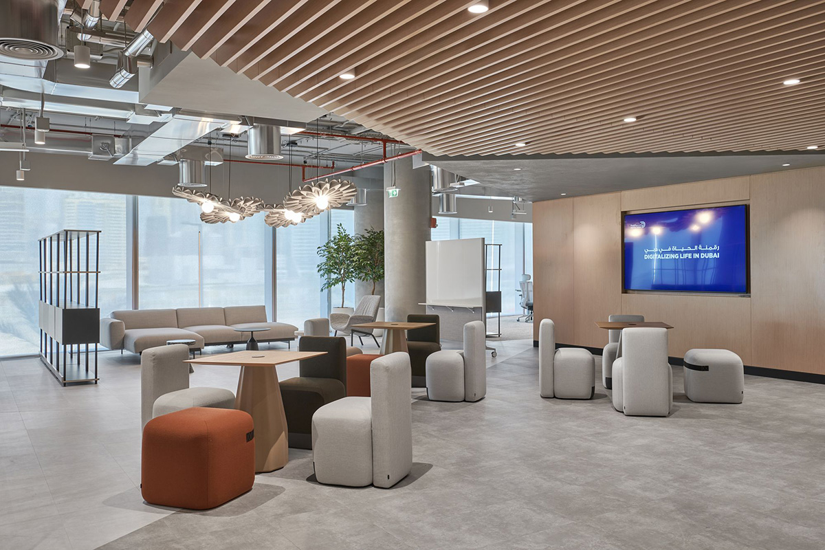 办公装修装饰设计_艺术办公室装修设计_装饰办公室设计