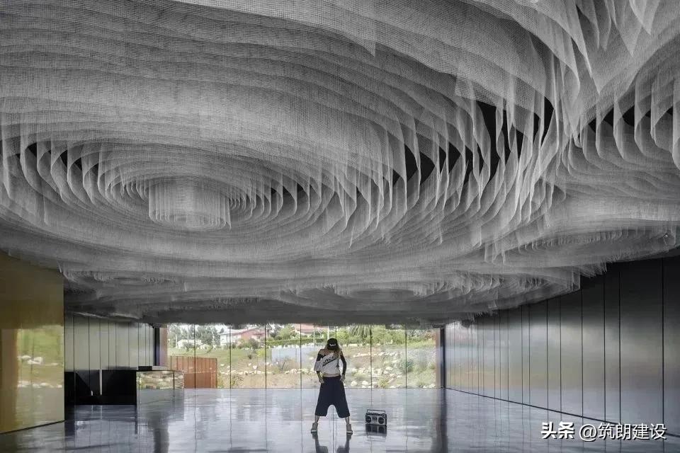 不一样的精致,8种新材料打造高级感办公室(图17) 艺术办公室装修设计_办公装修装饰设计_办公装修室艺术设计图片