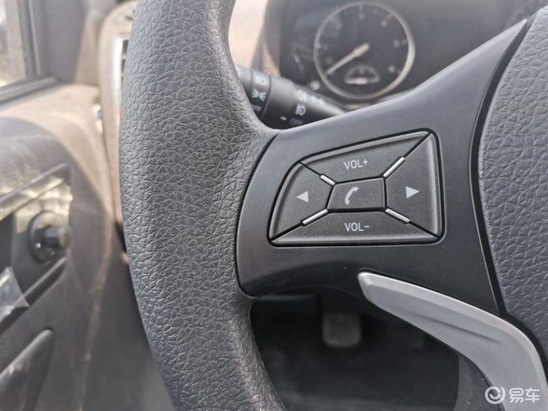 五十铃皮卡柴油发动机多少钱_皮卡车五十铃发动机多少钱_五十铃皮卡发动机价格