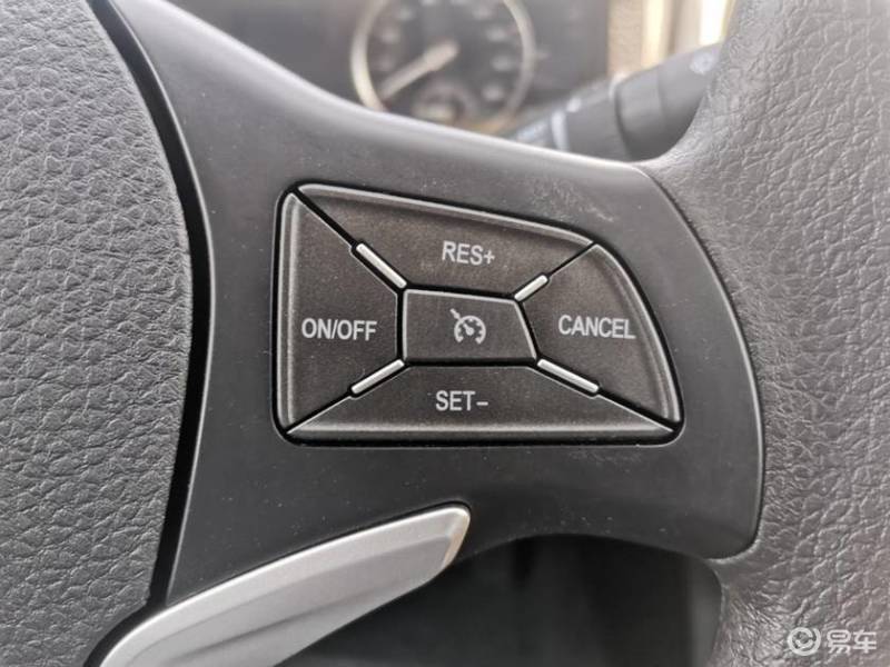 皮卡车五十铃发动机多少钱_五十铃皮卡柴油发动机多少钱_五十铃皮卡发动机价格