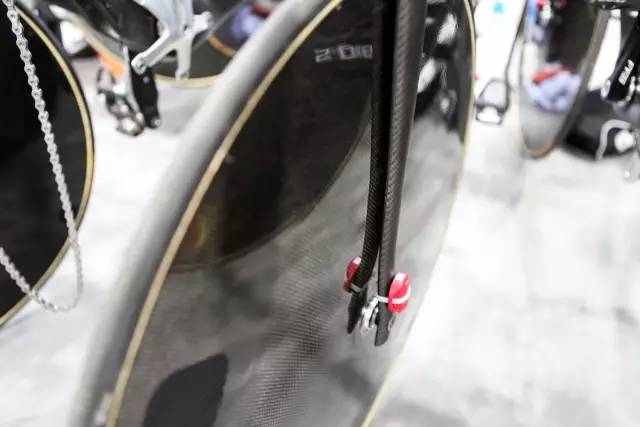 主任视点 | 英美德意哪家强?四国奥运场地追逐赛战车一览(图19) 自行车频道_自行车节目_自行车频道在哪台