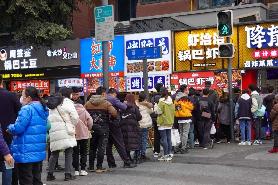 百年华兴 | 美食文化如盛放百花,个比个娇艳er!吃货党必来这条街!(图2) 鸭头锅的做法_鸭头锅配菜都有什么_千锅鸭头是哪个菜系