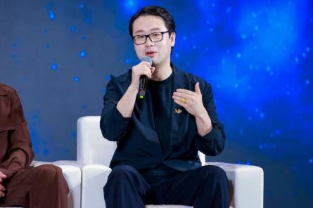 青岛生活在线节目主持人名字_青岛电视台2台生活天天秀主持人_青岛电视台生活天天秀主持人