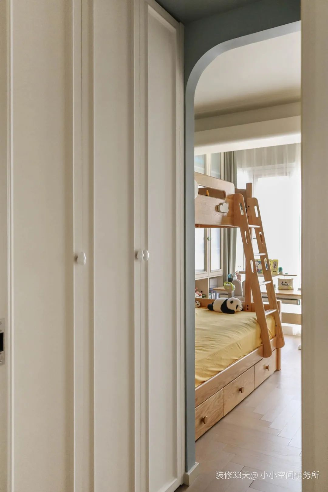 她家连改不了的角落都用好了(图23) 武汉软装设计师哪家好_武汉软装设计培训学校_武汉软装设计工作室