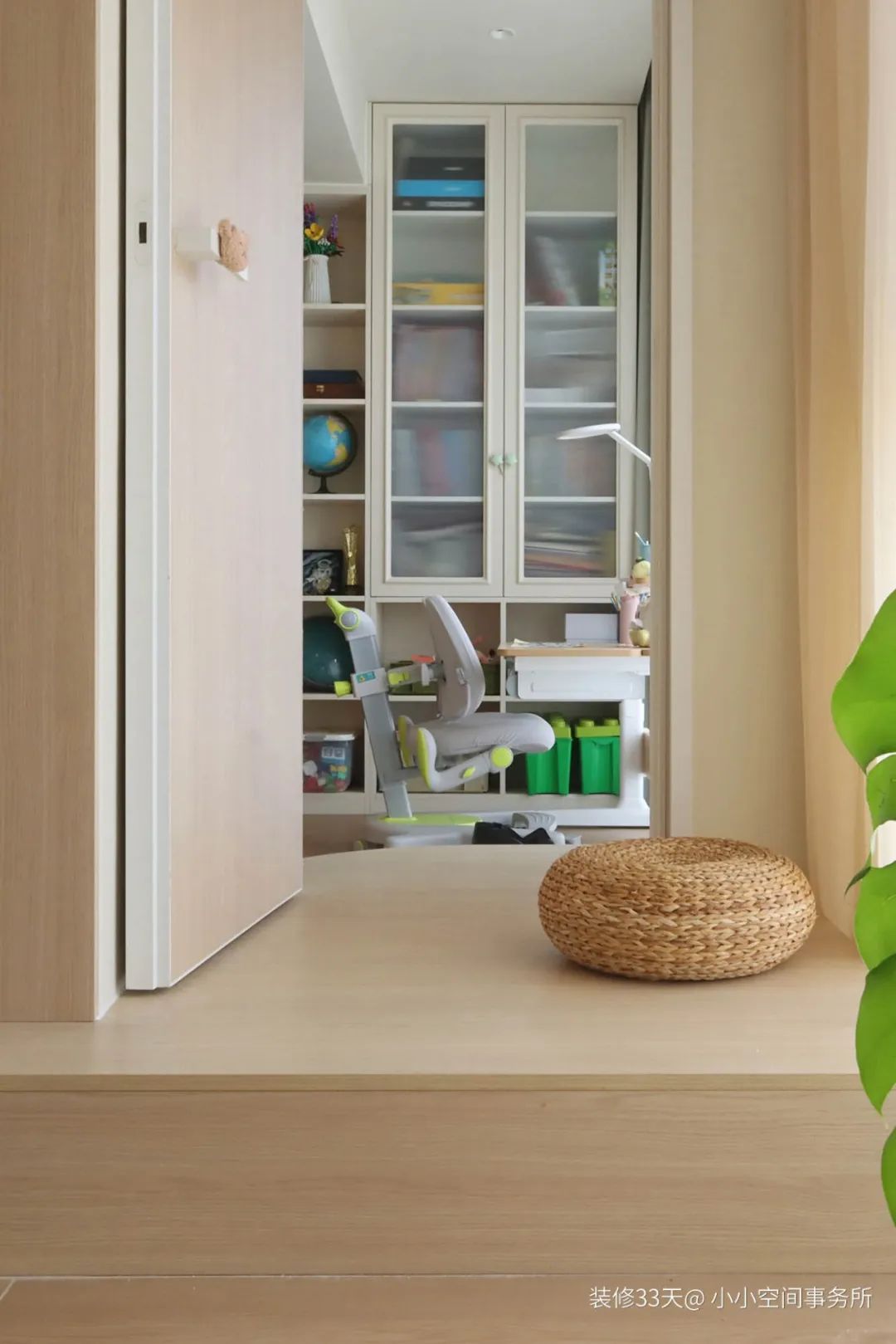 她家连改不了的角落都用好了(图25) 武汉软装设计师哪家好_武汉软装设计工作室_武汉软装设计培训学校