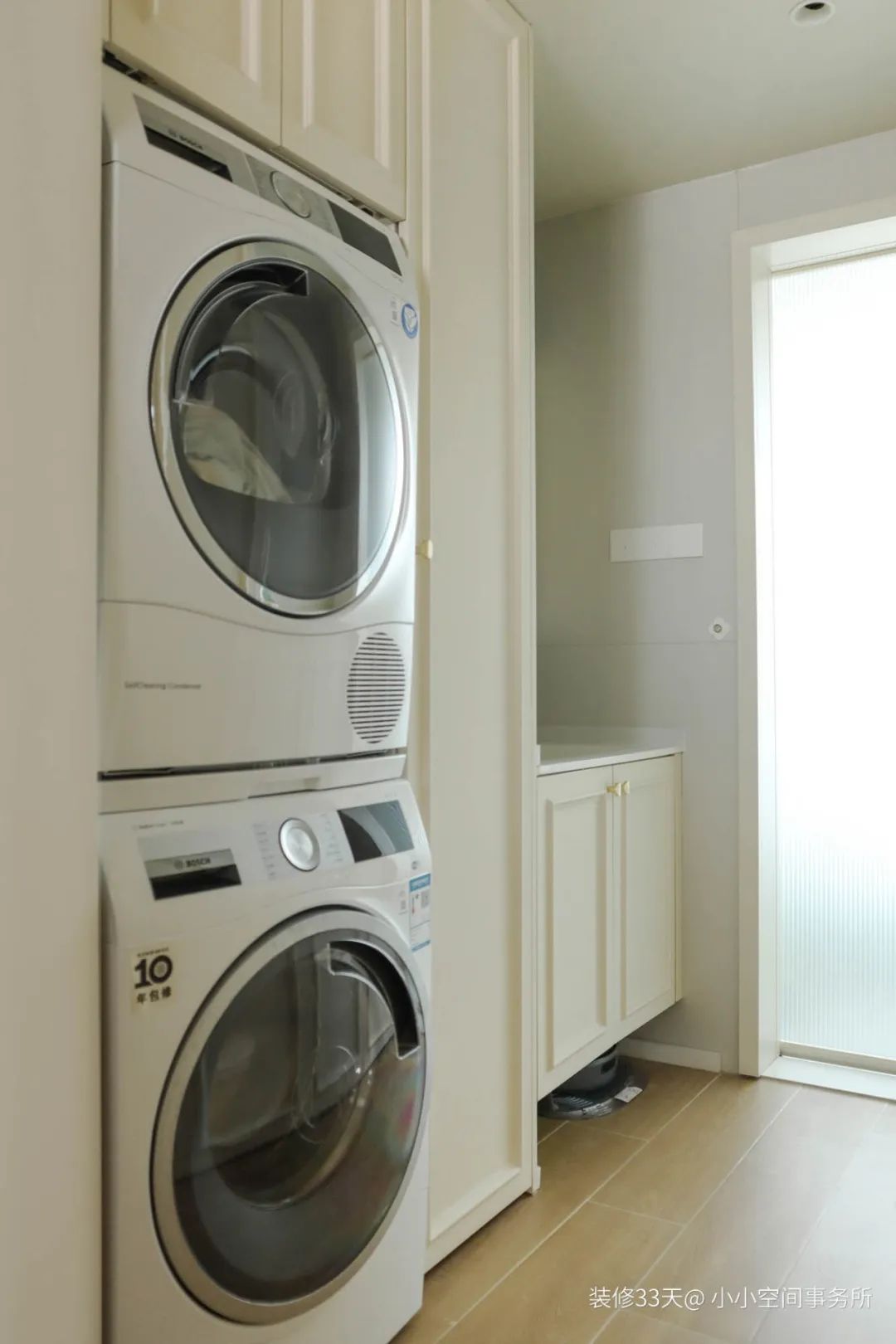 她家连改不了的角落都用好了(图30) 武汉软装设计培训学校_武汉软装设计师哪家好_武汉软装设计工作室