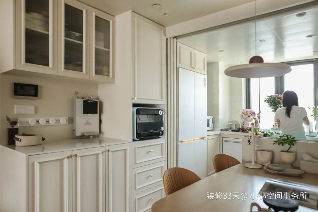 她家连改不了的角落都用好了(图9) 武汉软装设计工作室_武汉软装设计师哪家好_武汉软装设计培训学校