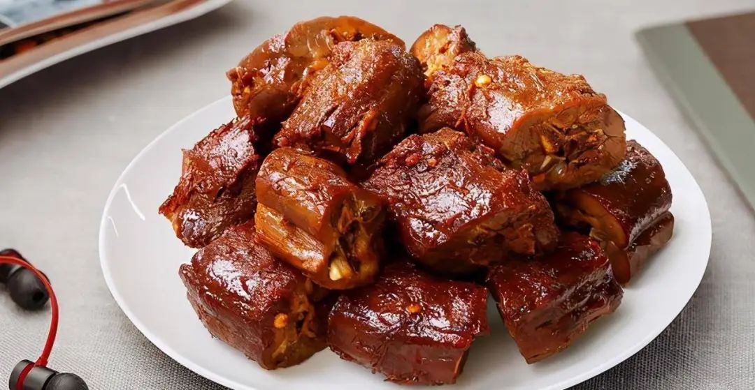 “卤味巨头”周黑鸭,跨界突围胜算几何?(图4) 图片