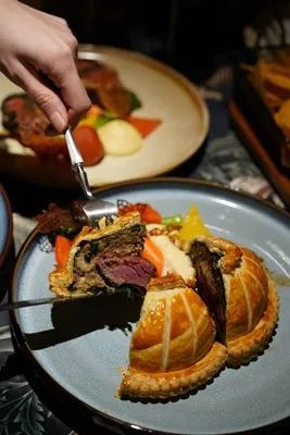 “食”在尚城丨一大波美食图来袭!来上城满足你的味蕾~(图26) 燕麦菜品_燕麦三杯骨是什么菜系_燕麦骨头汤