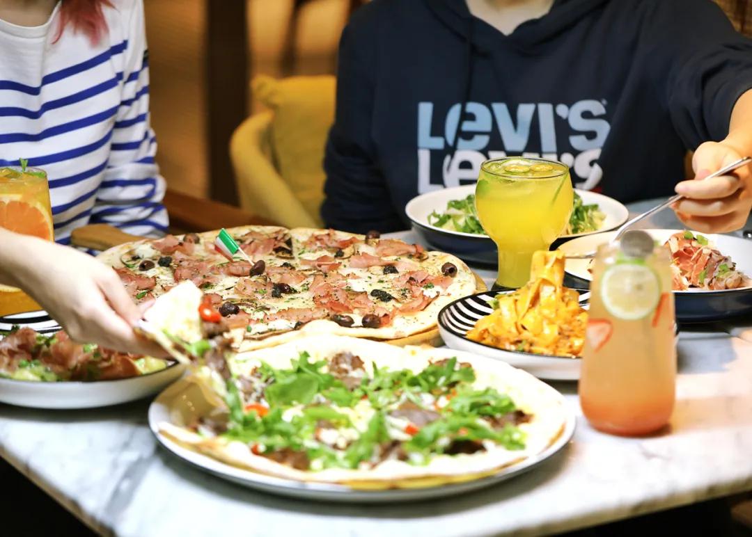 什么饼,一年能卖180000张(图2) 火腿意面帕尔玛好吃吗_帕尔马火腿面包条_帕尔玛火腿意面