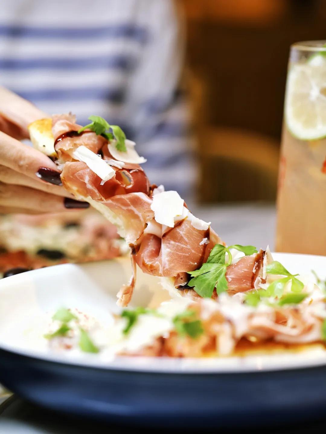 什么饼,一年能卖180000张(图5) 帕尔玛火腿意面_火腿意面帕尔玛好吃吗_帕尔马火腿面包条